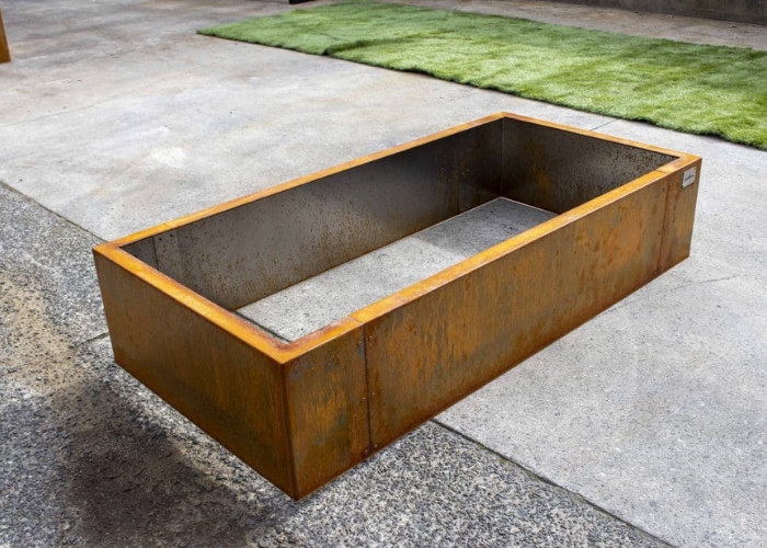 FormBox Planter Boxes by FormBoss
