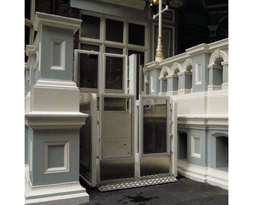 saloon door b-style platform lift