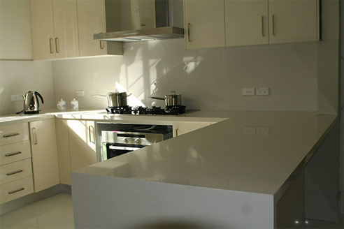 kitchen benchtop splashback