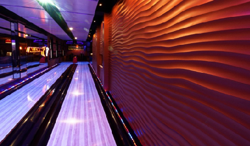 Commercial Hotel in the Northern Rivers Region of NSW installed the spectacular Dunes panels in their bowling alley this year, driving more attraction and increasing business revenue.