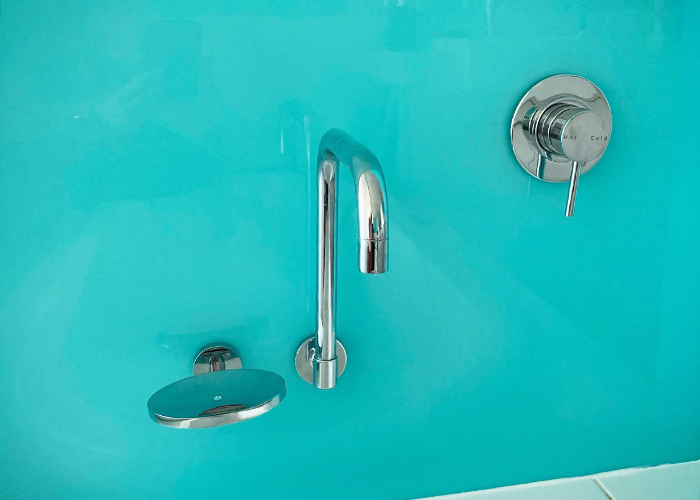 Beach-themed Shower Walls by Innovative Splashbacks