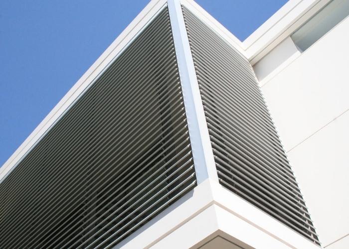 Interlocking Adjustable Continuous Louvres from Maxim Louvres