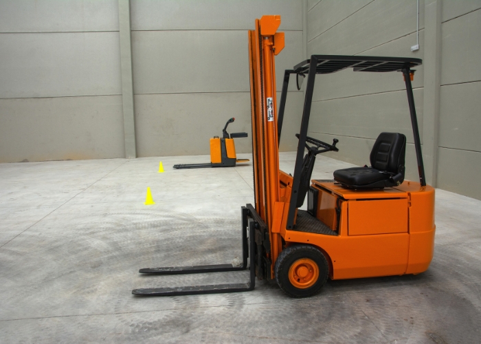 Collapsible Work Platform for Forklifts by HES