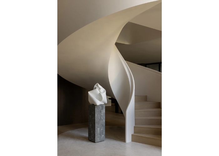 American Oak Staircase with Winding Balustrade by S&A Stairs