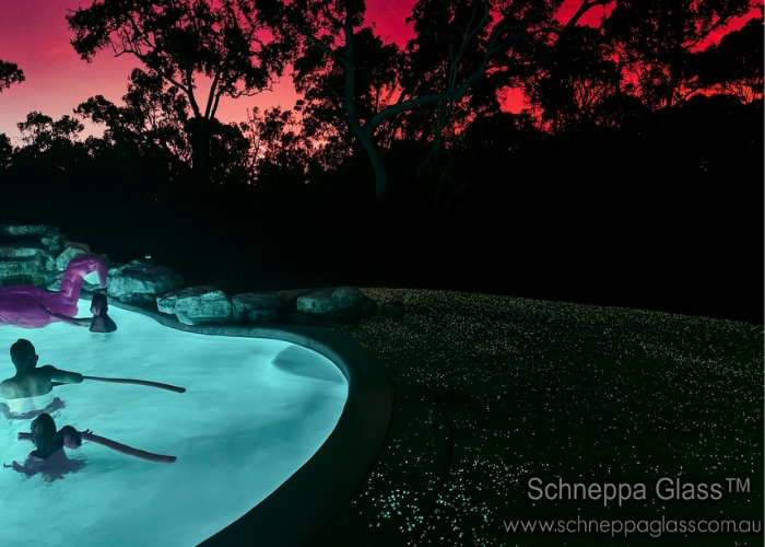 Schneppa Glass Adds Nighttime Illumination to Pool Design with PolyGlow™ Marine