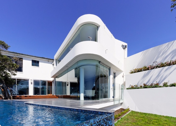 Oversized Curved Glass Panels by Bent & Curved Glass