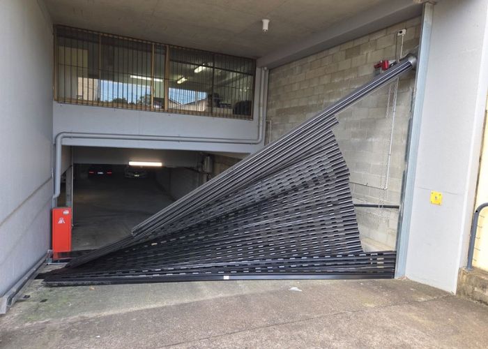 24/7 Emergency Roller Door & Roller Shutter Repairs Across South East Queensland