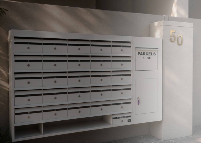 Crocodile Parcel Bin by Mailmaster
