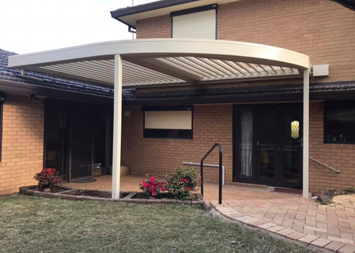 How to Choose the Right Colour for Louvre Roofs by Vergola