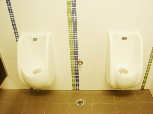 waterless urinals