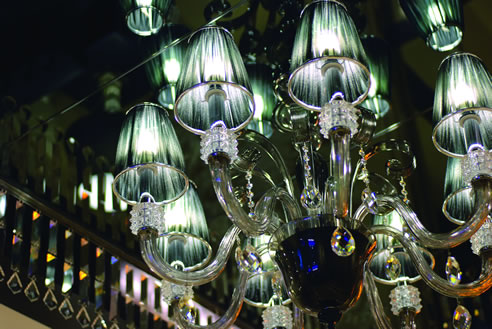 led candle light bulbs in chandelier