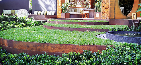 Weathering CORTEN Steel for Garden Edging | FormBoss