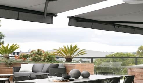 Retractable Folding Arm Awning