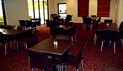 Mobile Privacy Screens for Dining Areas from Portable Partitions