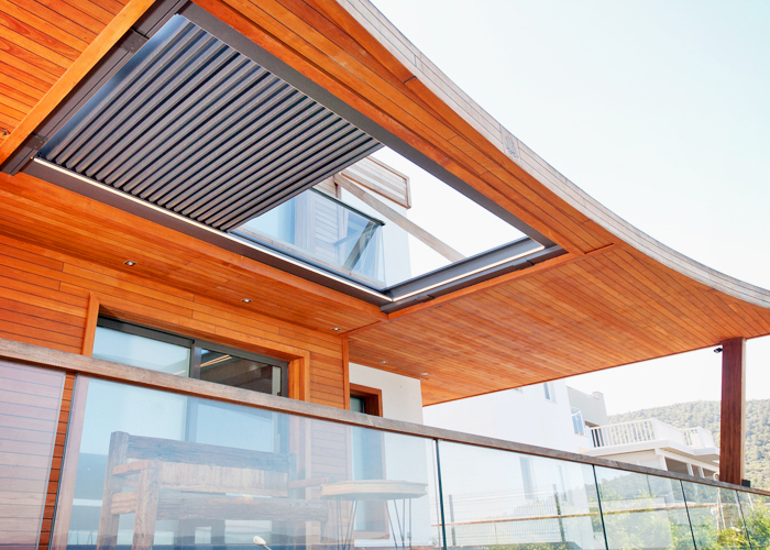 Frameless Louvred Roof Systems from Designer Shade Solutions