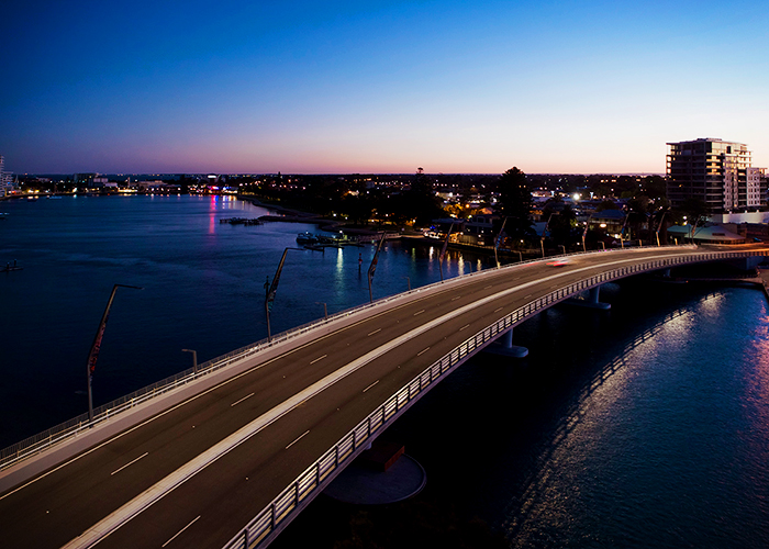 Award-winning Lighting Design for Mandurah Bridge by WE-EF