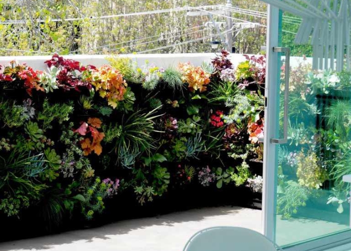 Portable Green Wall System by KHD