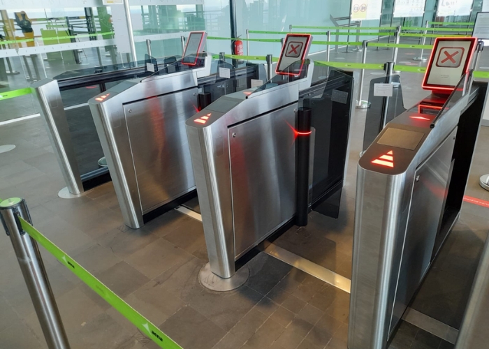 Automatic Passenger Access for Airports by Magnetic