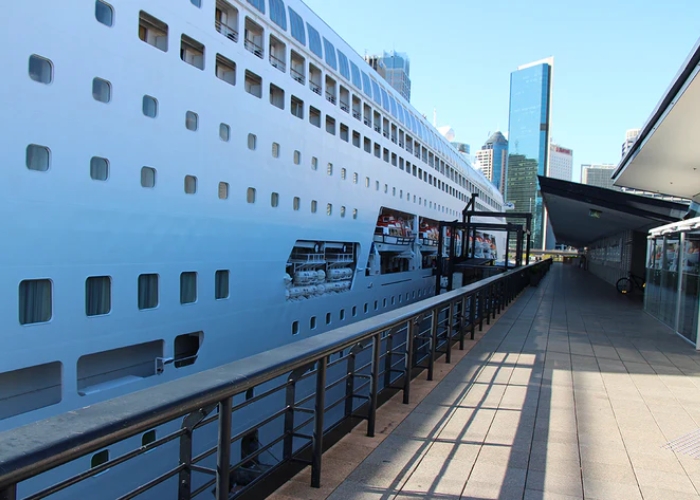 Pedestal System for Passenger Terminal Balcony by Pasco