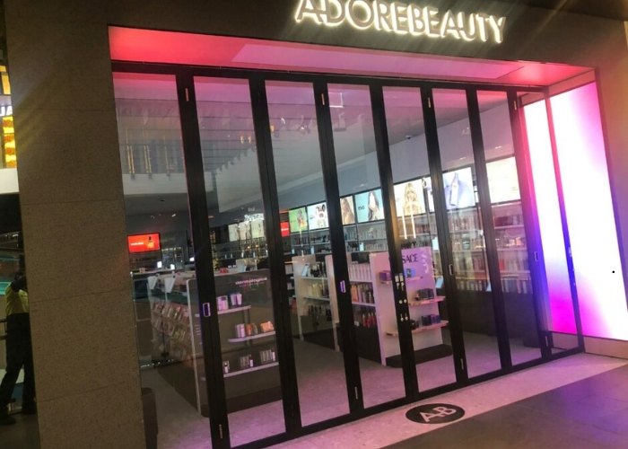 Glass Stacking Doors for Commercial Tenancies by ATDC
