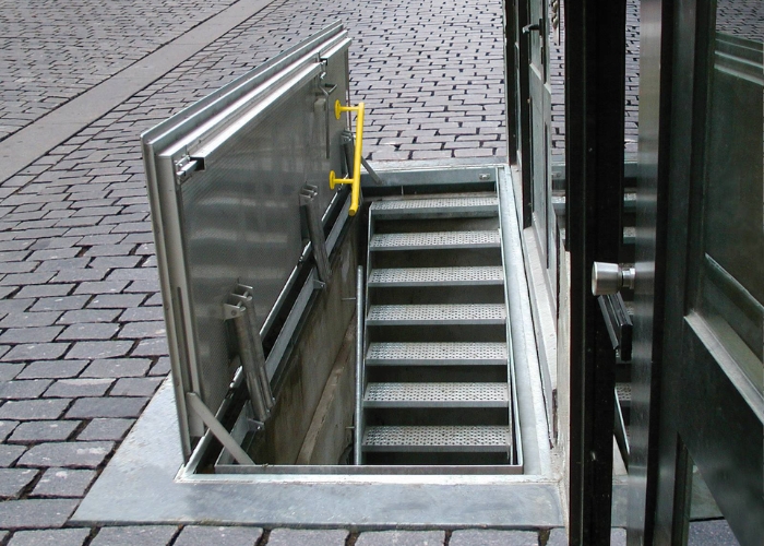 Advantages of Hinged Floor Doors by Gorter Hatches