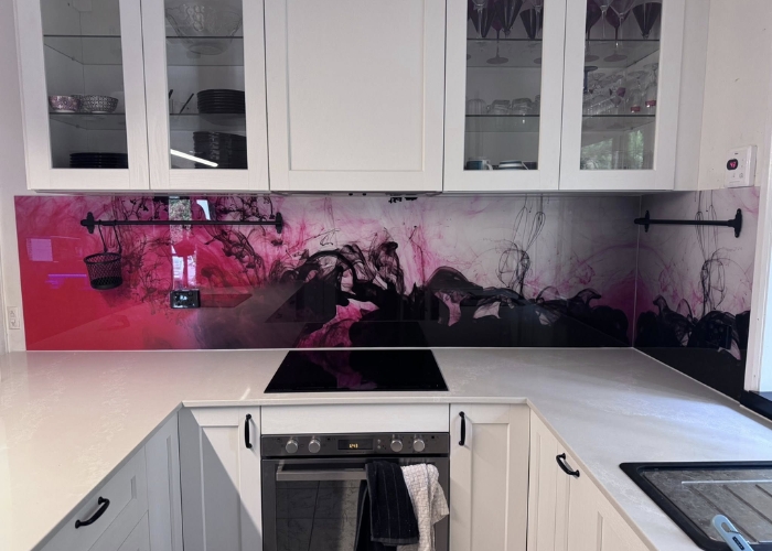 Printed vs Plain Splashbacks for Kitchens by ISPS Innovations