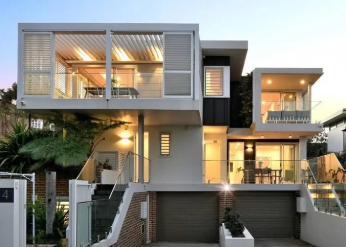 Benefits of Louvre Windows for Coastal Properties by Safetyline Jalousie