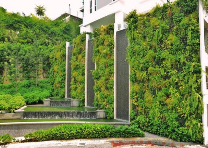 Modular Vertical Planting System by Elmich