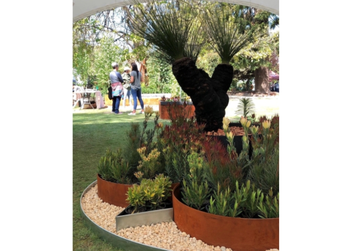 Metal Garden Edging Applications by FormBoss