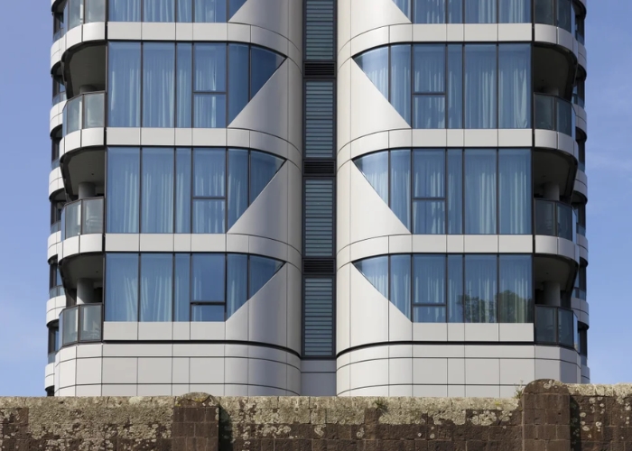 Window Solutions for Multi-Residential Buildings by Safetyline Jalousie