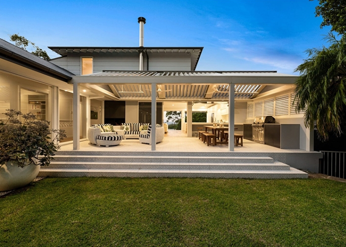 Custom Patio Shading Solution by Vergola
