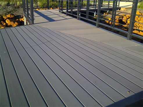 wood plastic composite deck
