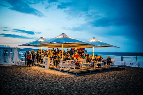 heated shade umbrellas with lighting