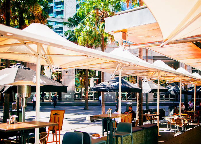 Alfresco Umbrellas - Dining Out of COVID-19 with MakMax