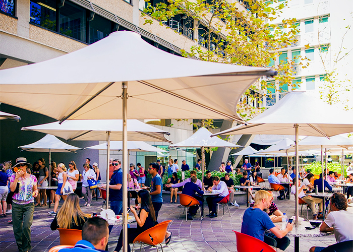 Alfresco Umbrellas - Dining Out of COVID-19 with MakMax