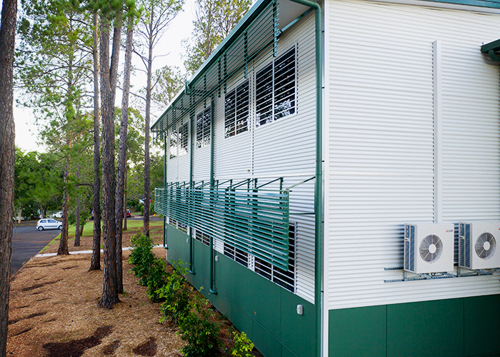 Clear Toughened Louvres for Schools from Safetyline Jalousie