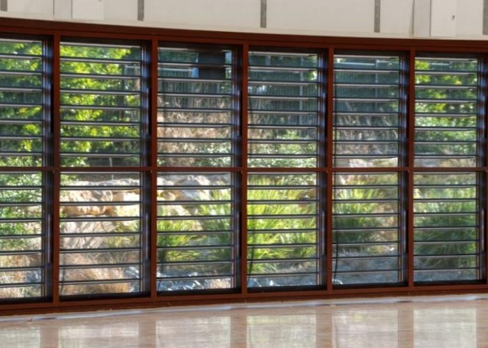 Glazed Glass and Aluminium Louvres by Safetyline Jalousie