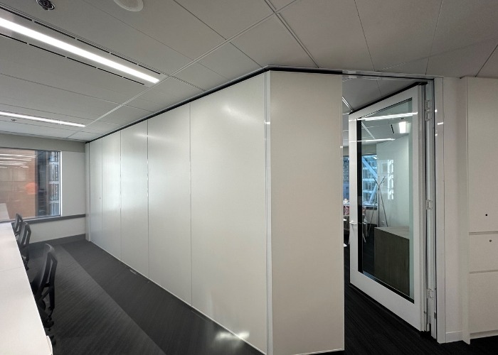 Operable Acoustic Walls for Flexible Offices by Bildspec