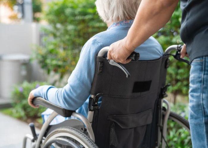 Telecare and Communication Software for Connected Care