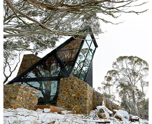 house with aluminium windows