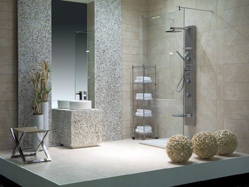 shower recess in travertine stone