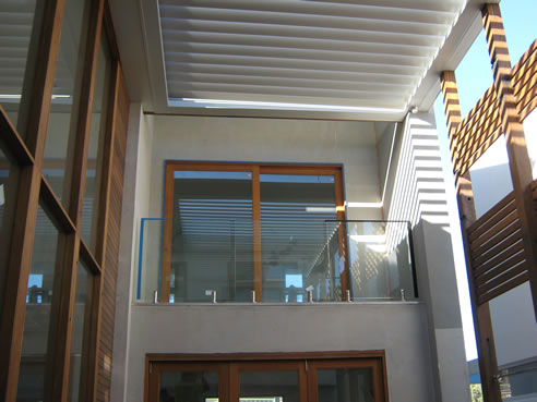 louvred roof system
