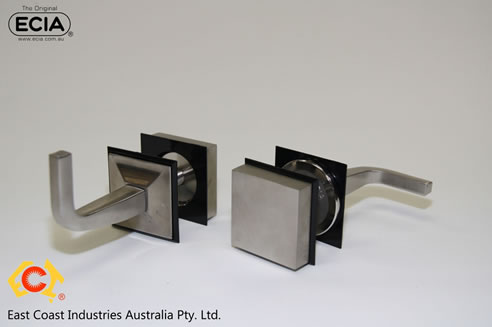 hand rail bracket assemblies