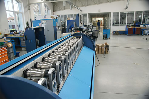 external blind production