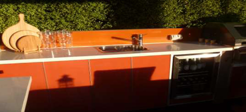 outdoor kitchen bonethane doors and splashback