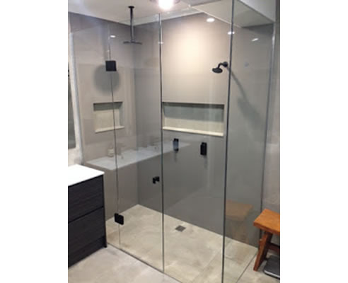 acrylic splashbacks on shower walls