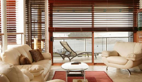 Custom Manhattan Venetian Blinds from Blinds by Peter Meyer