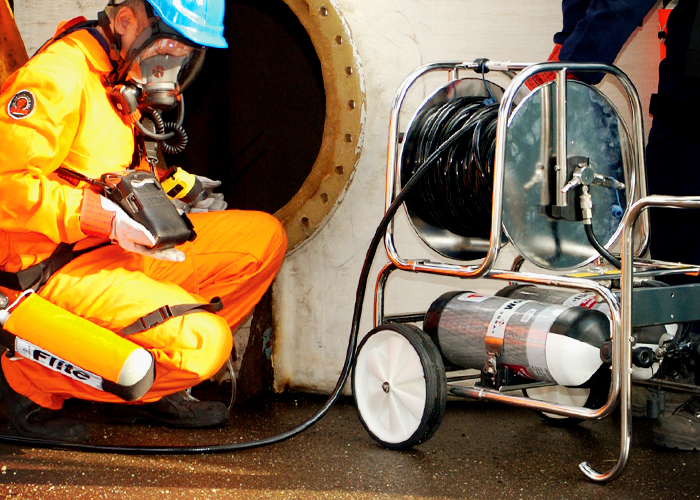 Confined Space Identification & Training with 3M