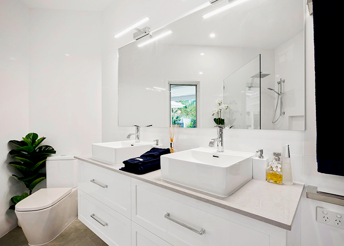 High-quality Bathroom Projects Featuring LATICRETE