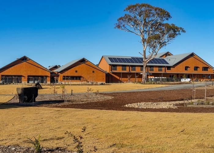 Highlands Resort Redesign with DecoClad Timber-Look Aluminium Cladding by DECO